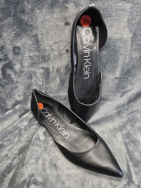 Black CALVIN KLEIN ballet flats 9.5, faux leather slip on shoes Onara point toe